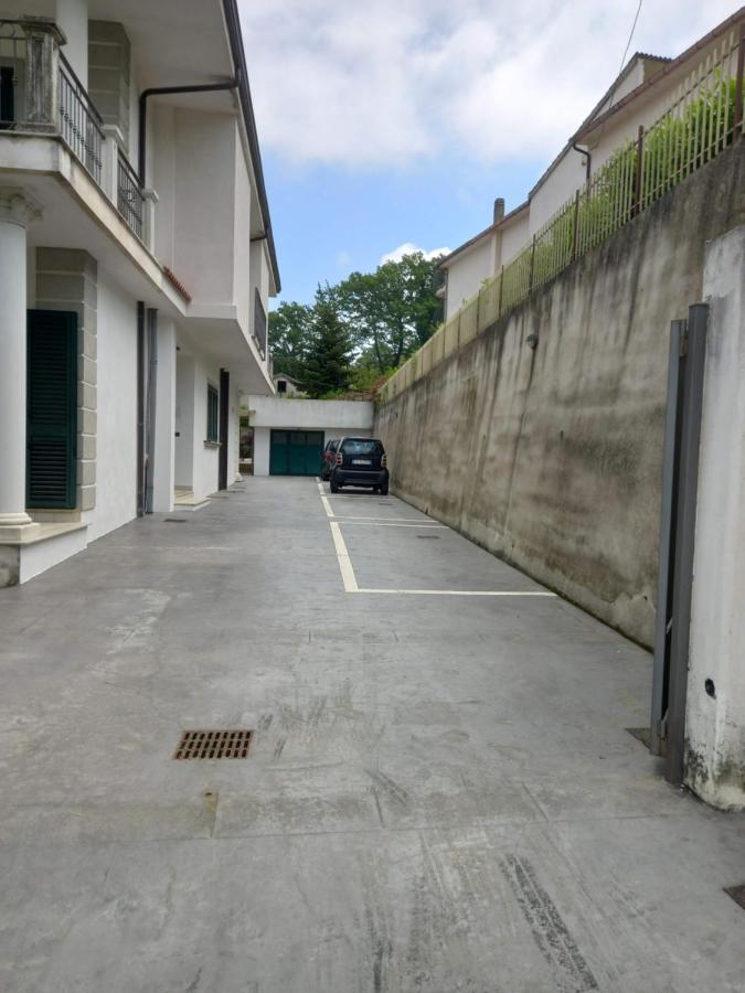 B&B Tenuta Bianca Oliveto Citra Buitenkant foto